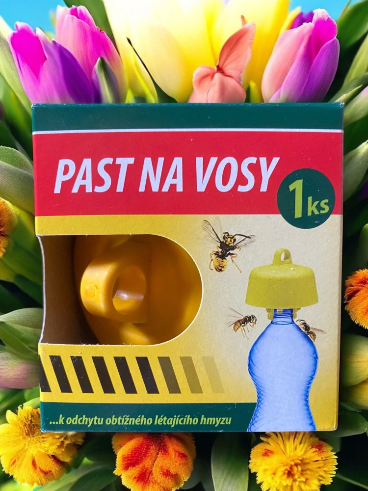 Past na vosy - nástavec na PET lahve