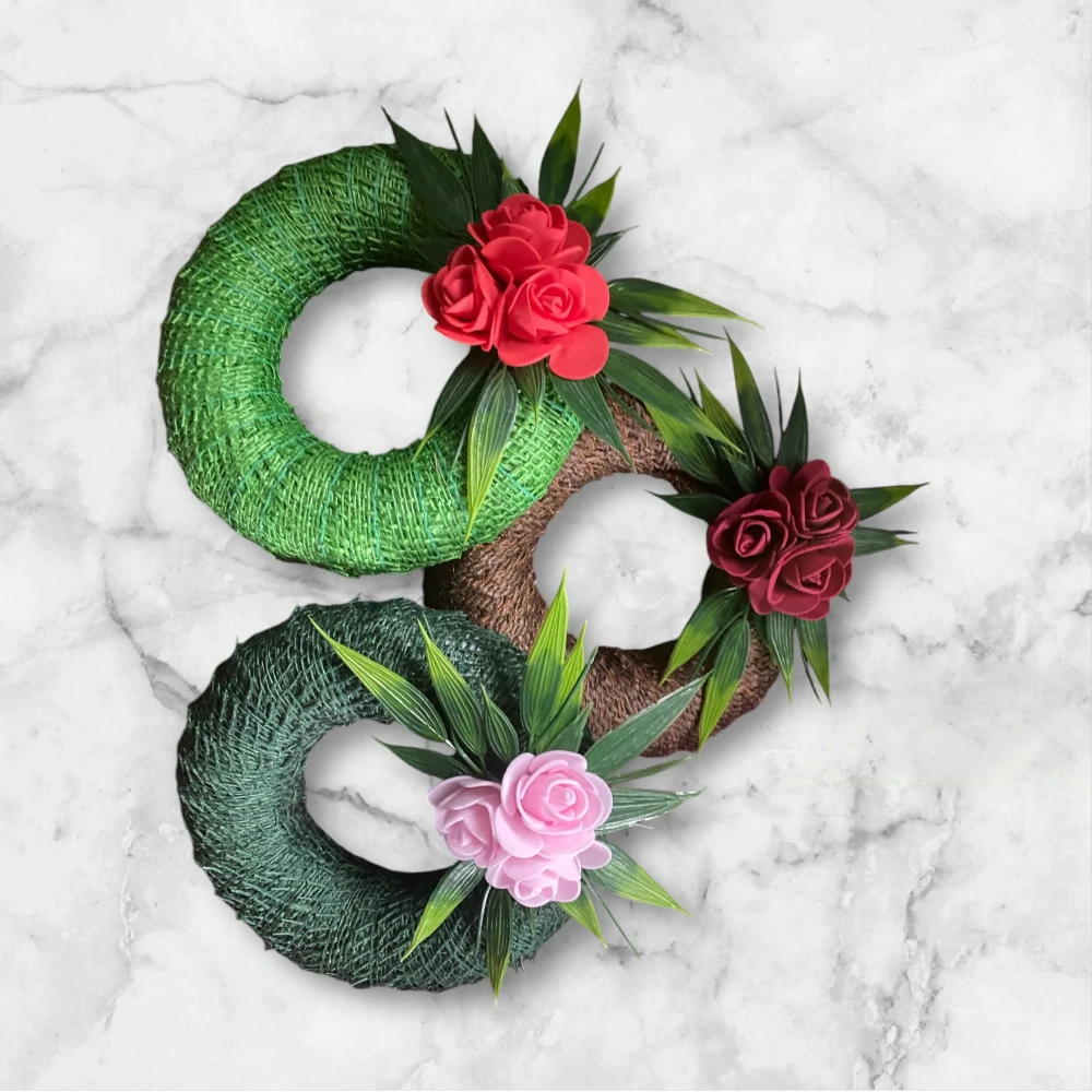 Dušičkový věneček s kytičkou urnový 15 cm